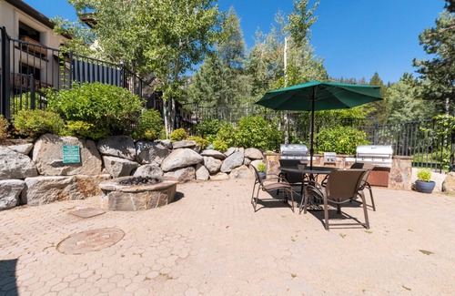 Olympic Valley Hotel | Suite w/Balcony, Parking, Outdoor Pool & Kitchen!