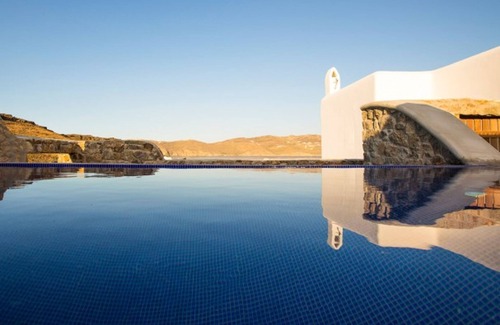 Panormos Villa | Suite With Private Pool and sea View