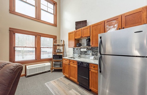 Thayerville Apartamento | Suites at Silver Tree: A306 Studio & Loft Standard View