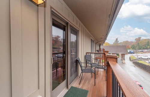 Thayerville Apartamento | Suites at Silver Tree: A316 Studio & Loft Standard View