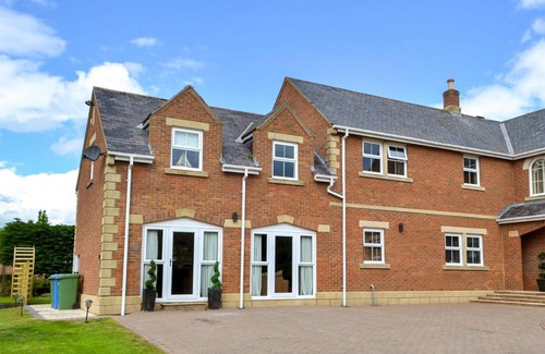 Warkworth Casa | Summer Cottage