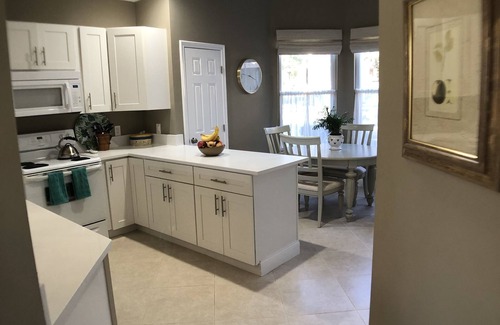 Grand Harbor Casa | Summer/Fall villa Grand Harbor Golf, tennis and beach club- bi weekly/monthly.