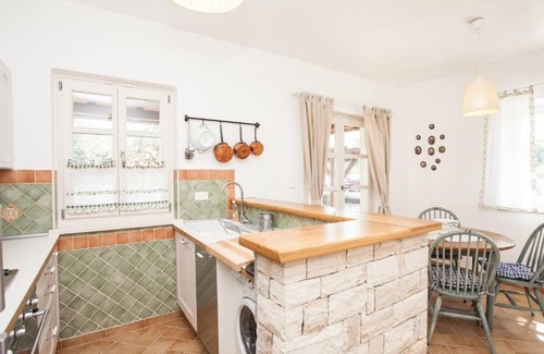 Filipini Casa | Summer villa with large hot tub