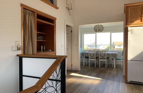 Ferndale Casa | Summerhouse with Private Dock on Canal; Kayaks, large Firepit.