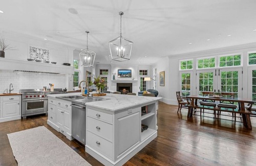 Plymouth Casa | Summit Road Estate - Top Luxury