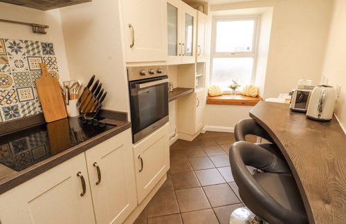 Allonby Cabaña | SUN HOUSE, pet friendly, country holiday cottage in Allonby