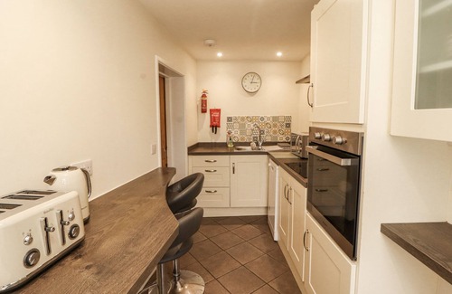Allonby Cabaña | SUN HOUSE, pet friendly, country holiday cottage in Allonby