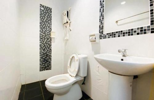 Seri Kembangan Hotel | Sun Inns Hotel Equine, Seri Kembangan