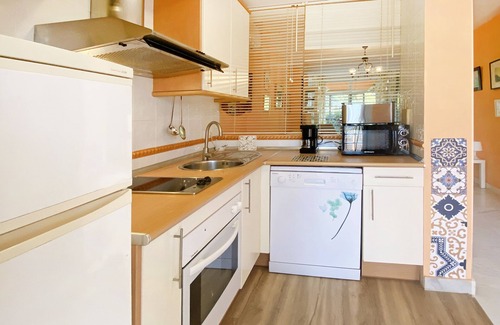 Islantilla Apartamento | SOL, NATURALEZA Y PLAYA. Acogedor, soleado, gran jardín con vistas a pinares