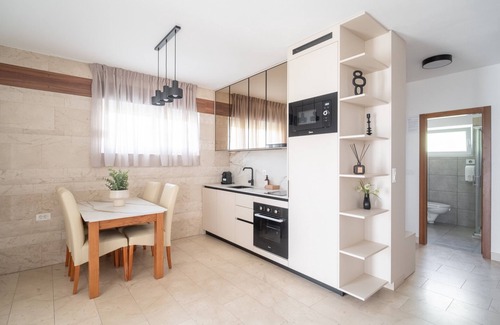 Kozino Apartamento | Sunadria Apartments B6