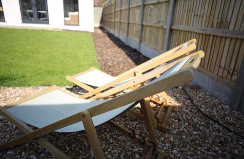 Whitstable Casa | Sunbeam Cottage sleeps 10