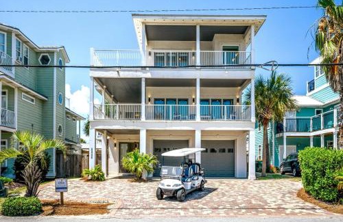 Crystal Beach Casa | SunBelievable Heated Pool n Golf Cart Deals