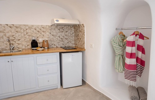 Finikia Apartamento | Sunborn Oia Suites