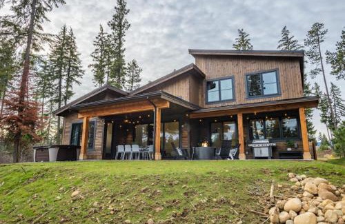 Cle Elum Casa | Suncadia 4 Bdrm Home with Air Hockey, Foosball and Hot Tub