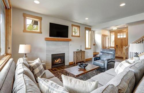 Cle Elum Casa | Suncadia 4 Bdrm Pet Friendly Townhome on Driving Range