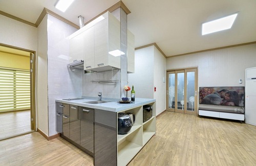 Tarimok Casa | Suncheonman Ddel Pension