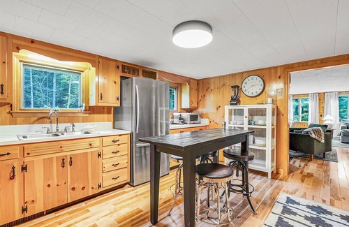 Sunday River Area Chalet De Esquí | Sunday River less than 1 mile! Hot Tub! Fire Pit! Sleeps 10!