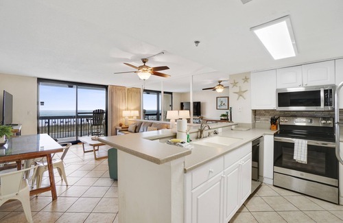 Destin Condominio | SunDestin Beach Resort by Panhandle Getaways