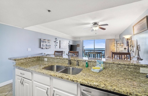 Destin Condominio | SunDestin Beach Resort by Panhandle Getaways