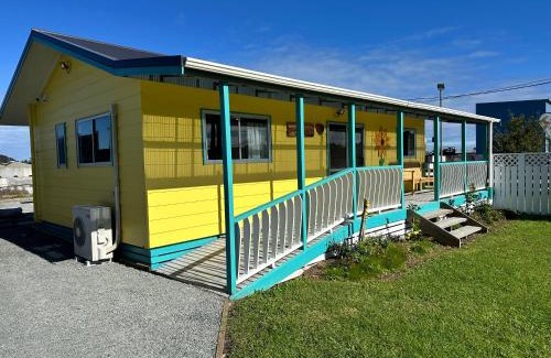 Kapiti Island Casa | Sunflower Cottage