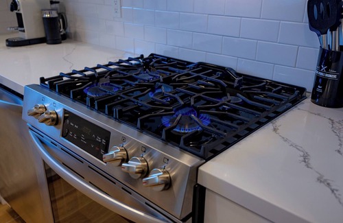 Northeast Anaheim Casa | Sunkist Oasis near Disneyland