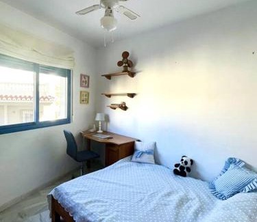 Castell de Ferro Apartamento | Sunny 2-bedroom apartment with sea view