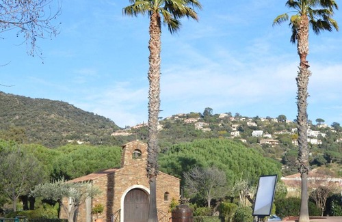 Le Lavandou Apartamento | Apartamento con Terraza y Aire Acondicionado, Cerca de la Playa, en Le Lavandou
