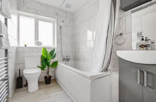 Brighton Casa | Sunny 3 Bedroom House in Vibrant Brighton