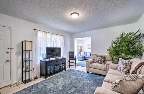 Gainesville Casa | Sunny Abode, 10 Mi to University of Florida!
