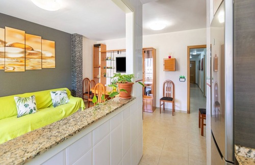 Garrucha Apartamento | Apartamento soleado cerca de Paseo