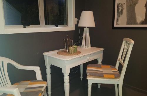 Hastings Casa | Sunny Central Parkvale home