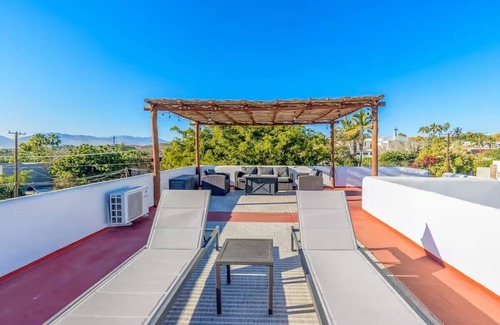 San José del Cabo Condominio | Sunny Coastal Getaway Walk 1 Block to Beach & Shops