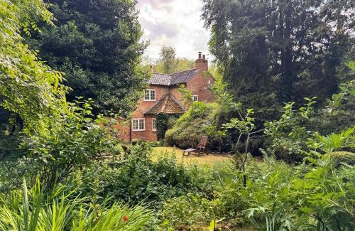 Welby Casa | Sunny Cottage