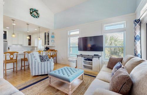 Pensacola Beach Casa | Sunny Delight