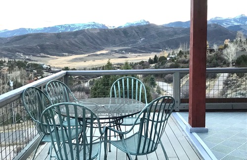 Snowmass Casa | Sunny eco home with panoramic views
