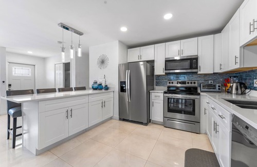 Lauderdale Lakes Casa | Sunny Goldie in Lauderdale Lakes