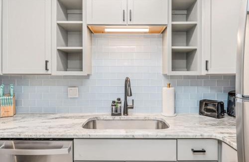 Wright Apartamento | Sunny Haven 625 1BR Townhome in Fort Walton