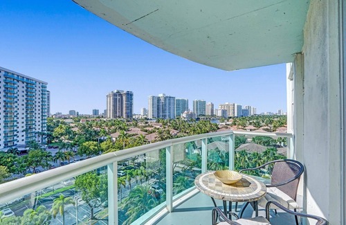 Sunny Isles Beach Apartamento | Sunny Isles 4 Bedrooms on the beach