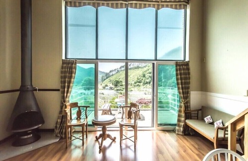 Bongpyeong Condominio | Sunny Junny Pension