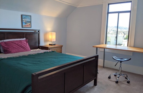 Mission District Apartamento | Sunny Large Unit on Two Level in the Mission 4 Bedrooms/3 Bathrooms