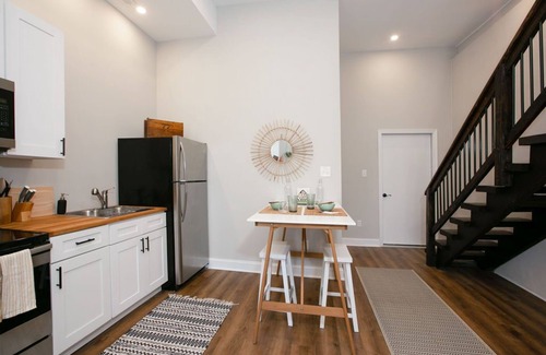 Roxborough-Manayunk Apartamento | Sunny & Lofty en Manayunk con espacio privado al aire libre