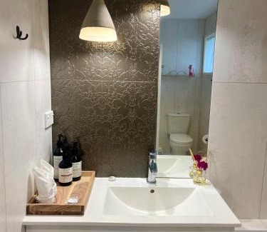 Tauranga Casa | Sunny Matua, Private Suite, Quiet Stay, 5star Bed