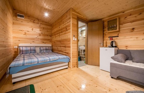 Niksic Casa | Sunny