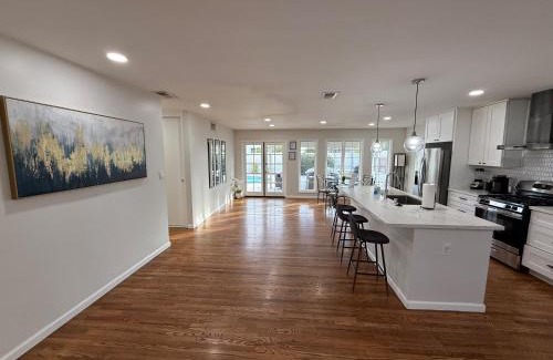 Grantville Casa | Sunny San Diego, Entire home, Pool, Free Parking, BBQ, Pets allowed, family neighborhood!