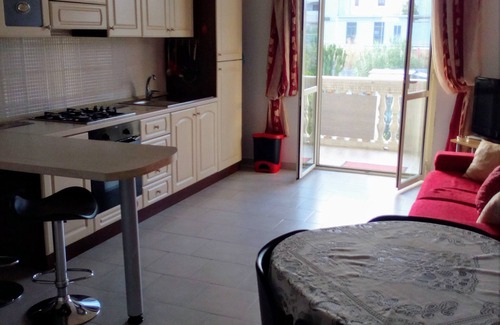 Stignano Mare Apartamento | Sunny Seaside Escape in Caulonia