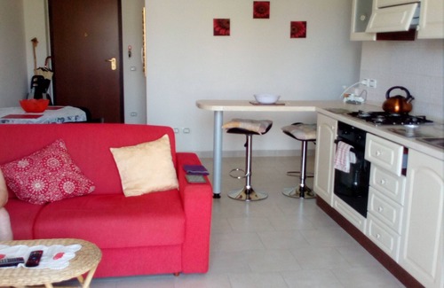 Stignano Mare Apartamento | Sunny Seaside Escape in Caulonia