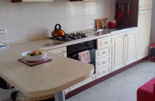 Stignano Mare Apartamento | Sunny Seaside Escape in Caulonia