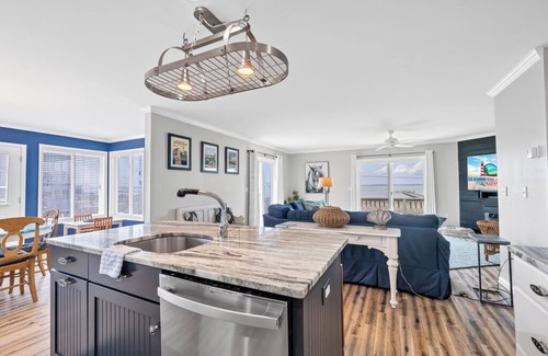 Chincoteague Casa | Sunny Shack on Chincoteague Island!