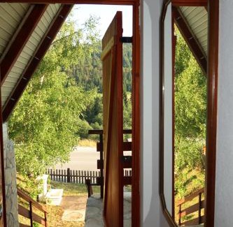 Montenegro Casa | Sunny Slope cottage-vikendica "Sunčana padina"