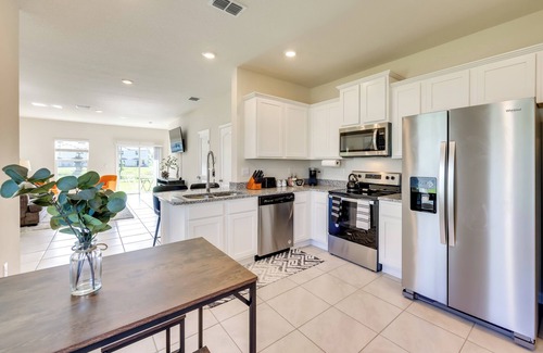 St. Augustine Casa | Sunny St Augustine Getaway w/ Patio & Pool Access
